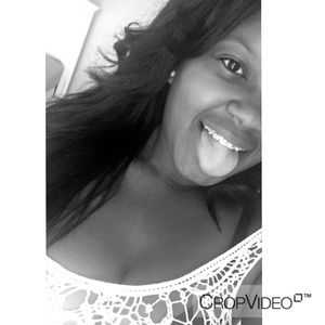 Meet your Posher, Marissa