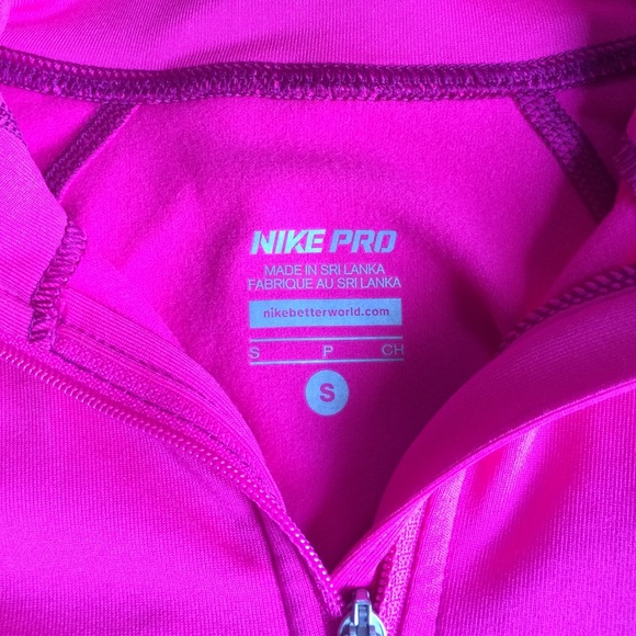 Nike Half Zip Pullover - Picture 2 of 3
