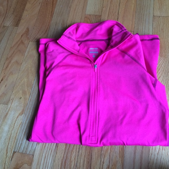 Nike Half Zip Pullover - Picture 3 of 3