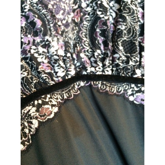 Long black dress - Picture 4 of 4