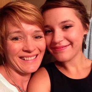 Meet your Posher, Mira