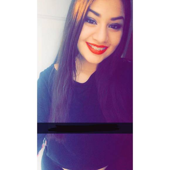 Meet your Posher, Bianca - Picture 1 of 1