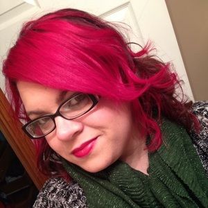 Meet your Posher, Amanda