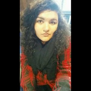 Meet your Posher, Maria