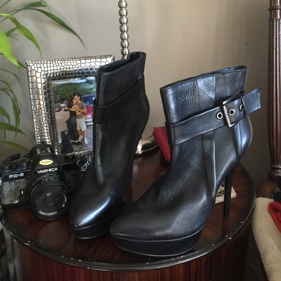 🎉🎉TODAY ONLY $30🎉🎉 Aldo booties