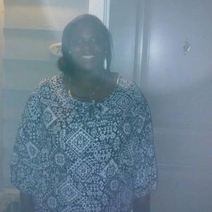 Meet your Posher, Courtni