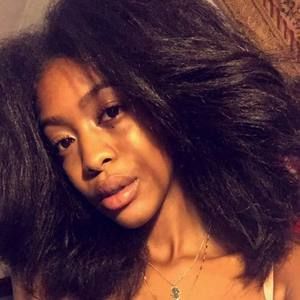 Meet your Posher, Constance