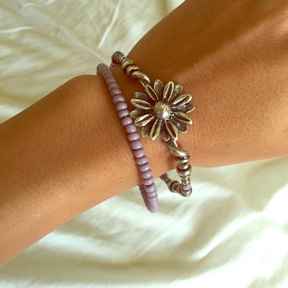 Alex and ANI flower and balance bangle set