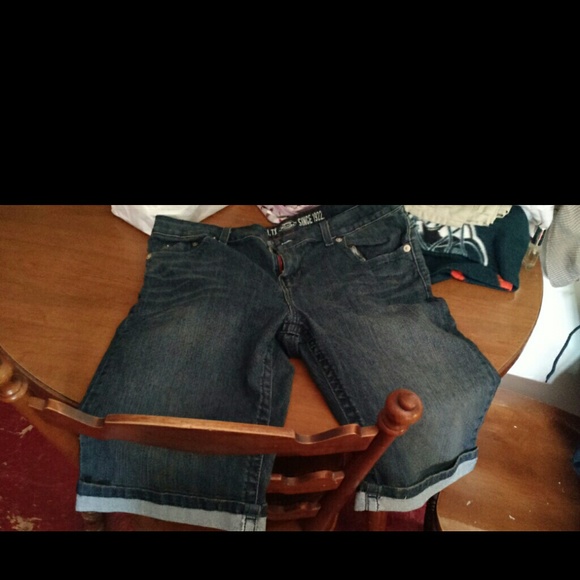 Capris