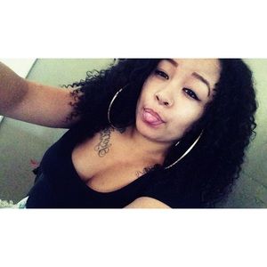 Meet your Posher, Lakeisha