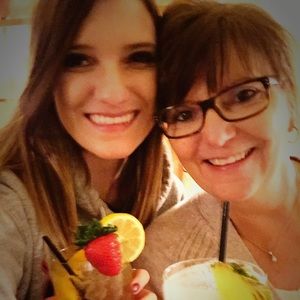 Meet your Posher, Leslie