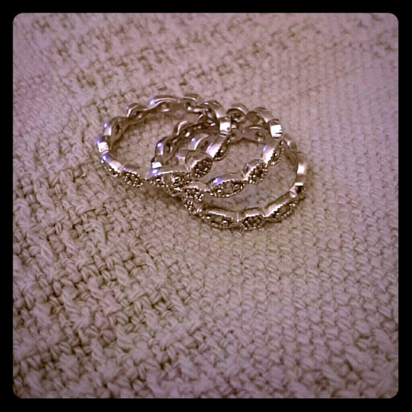 Stella & dot size 7 stackable deco rings