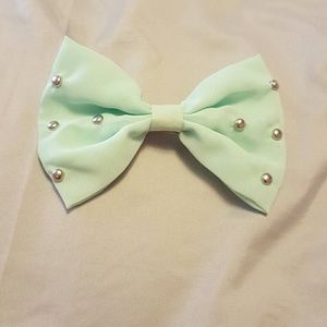 Bow