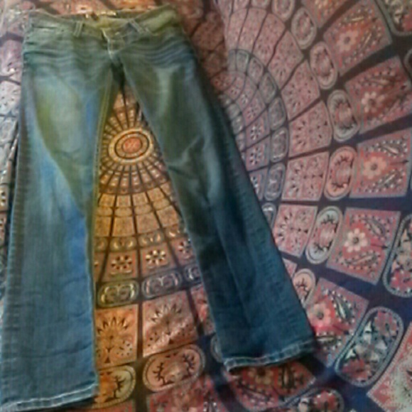 BkE jeans size 27 31 1/2