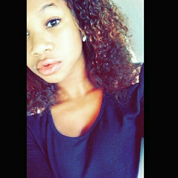 Meet your Posher, Davana - Picture 1 of 1