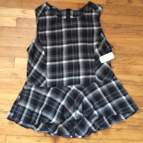 NWT PEPLUM TOP
