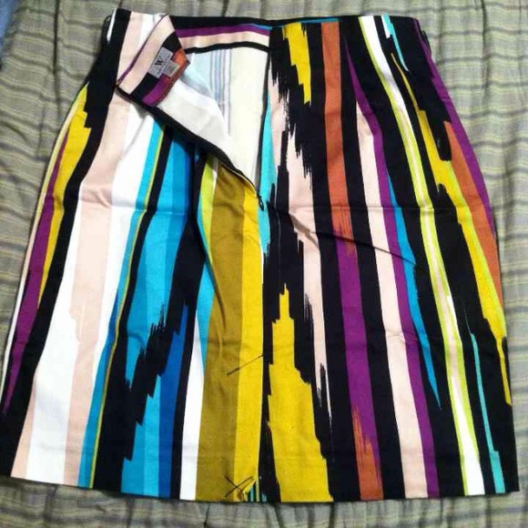 Colorful skirt - Picture 2 of 2