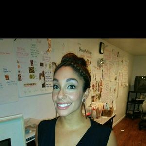 Meet your Posher, Erica