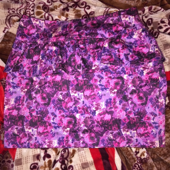 Peplum skirt