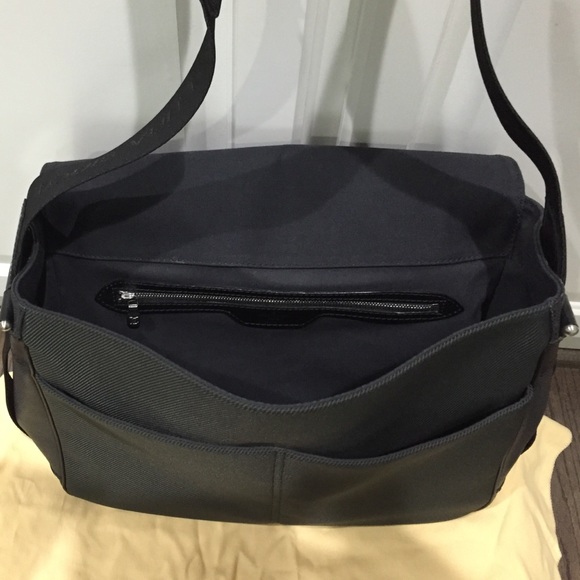 SOLD! Louis Vuitton black Viktor messenger. - Picture 3 of 4