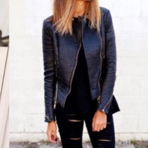 Meet your Posher, Katie - Picture 1 of 1