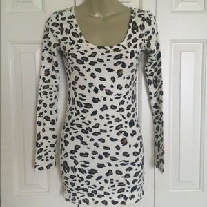 Long Sleeve Knit Leopard Print Shirt