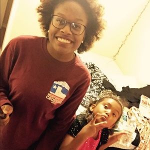 Meet your Posher, Zay