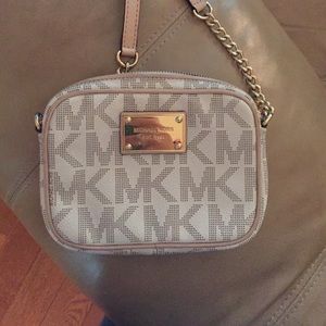 Michael Kors cross body