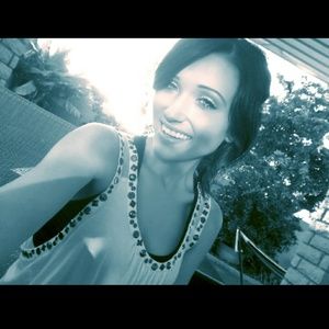 Meet your Posher, Carissa