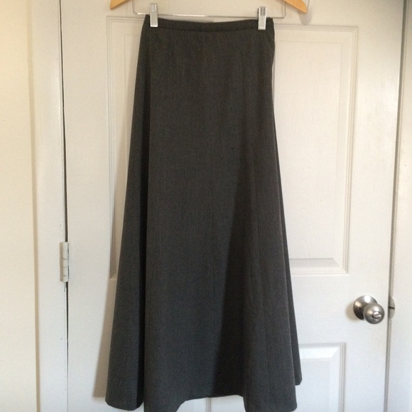 Gray wool skirt