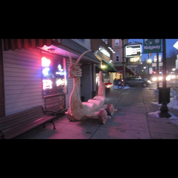 Meet your Posher, Martha - Picture 2 of 3