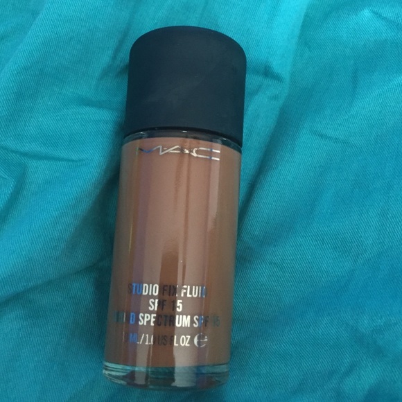 MAC full coverage foundation