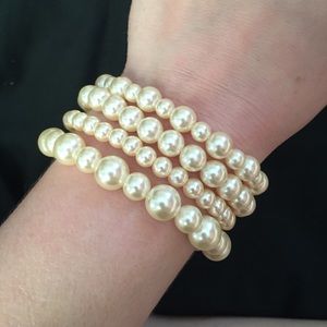 Classic Glam Pearl Bracelet Set