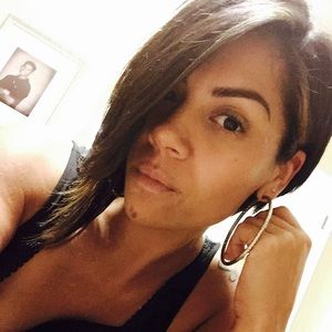 Meet your Posher, Candyce