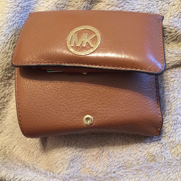 Michael kors small wallet