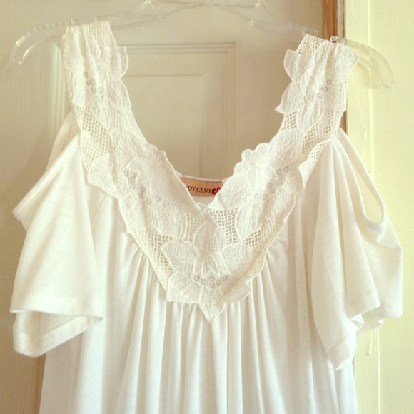 White Flower Top