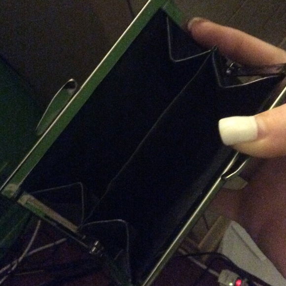 wallet - Picture 2 of 3