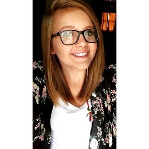 Meet your Posher, Raylee