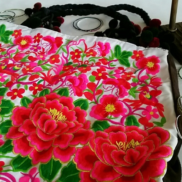 Beautiful peonies motive cloth/suede bag