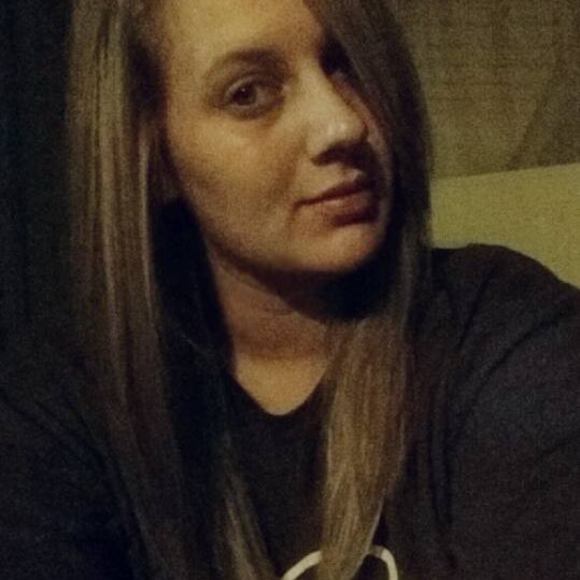 Meet your Posher, Brittney