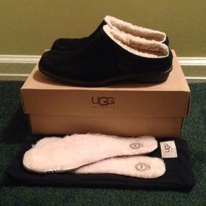 UGG Shoreham Black Suede Clogs