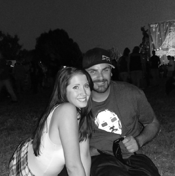 Meet your Posher, Brittany - Picture 2 of 3