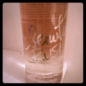 Cupquake Victoria secret beauty rush spray