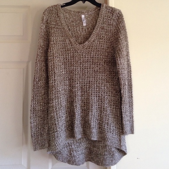 V-neck Sweater