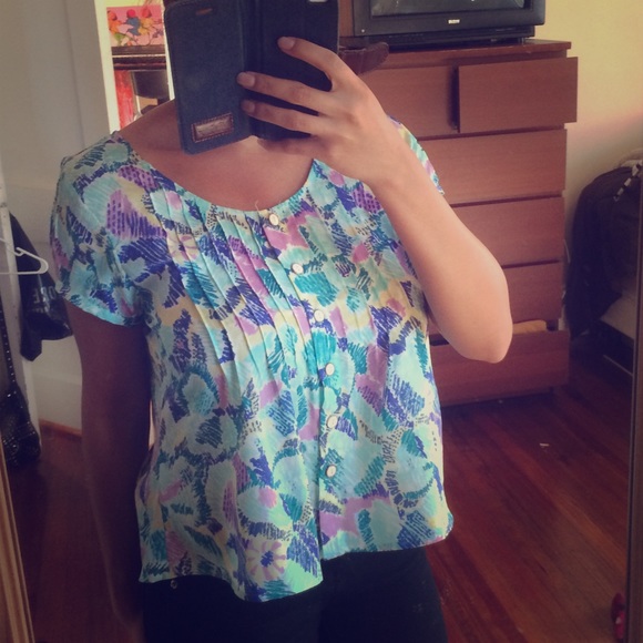 Colorful Cute Top!