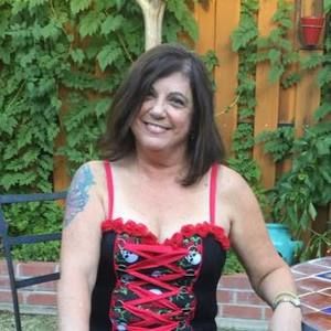 Meet your Posher, Joni