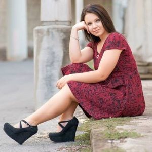 Meet your Posher, Abigail