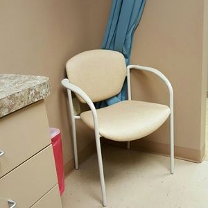 Meet your Posher, Holly