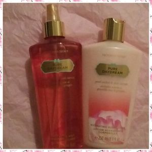 VS Pure Daydream Body Lotion & Fragrance Set