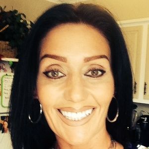 Meet your Posher, Yvonne